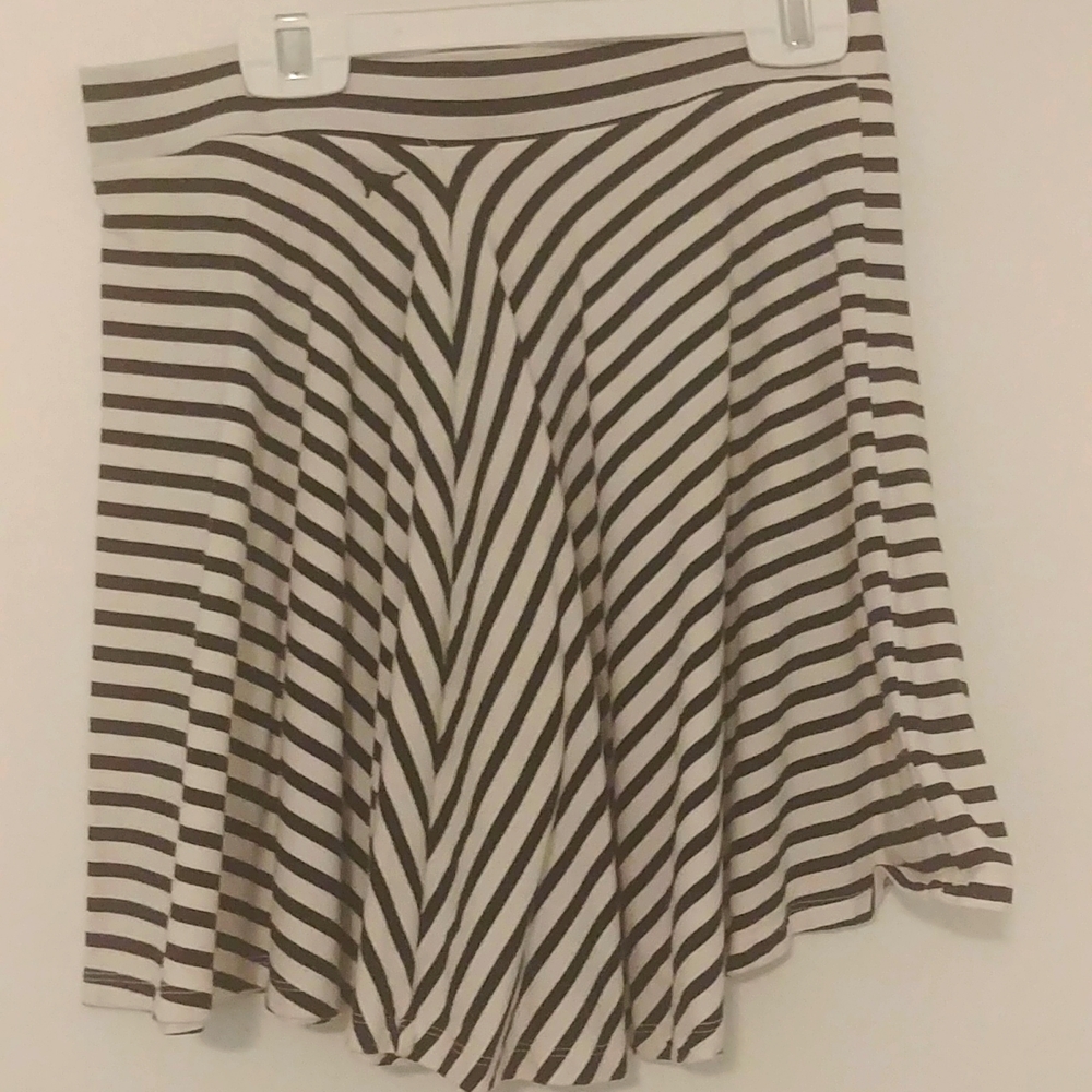 Black white striped vs pink skater skirt